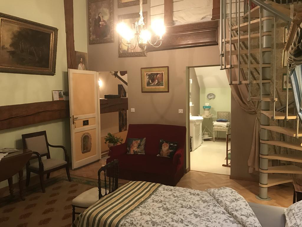 Residence La Beauceronne Ouarville Экстерьер фото